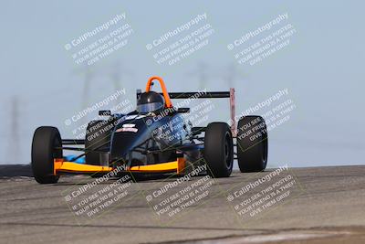 media/Oct-26-2025-CalClub SCCA (Sun) [[8ce1e69566]]/Group 3/Grapevine/